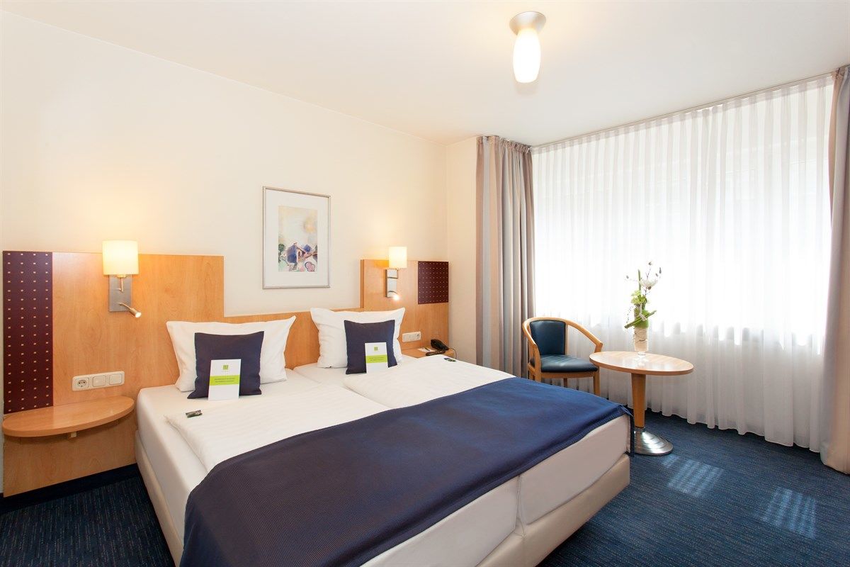 Hotel Scala Frankfurt City Centre Frankfurt am Main Quarto foto